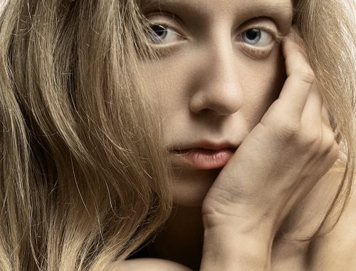 Beauty Unfiltered: How New Trends Are Redefining Standards and Empowering Confidence